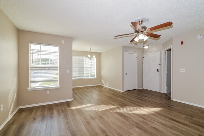 Photo - 2217 Grand Cayman Ct