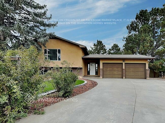 Photo - 6810 Narrow Gauge St