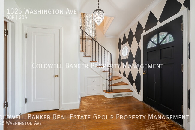 Photo - 1325 Washington Ave