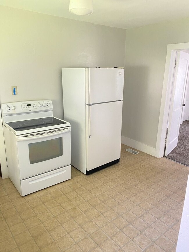 Photo - 2 Bedroom Bungalow Home