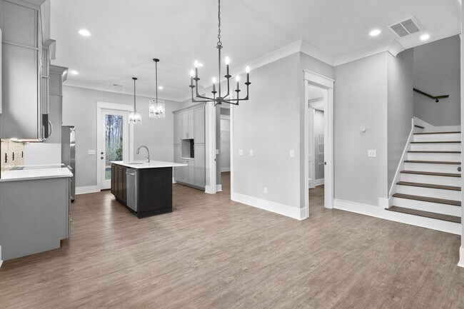 1713 Double Oak Trl