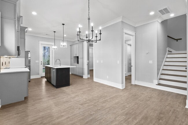 Photo - 1717 Double Oak Trl