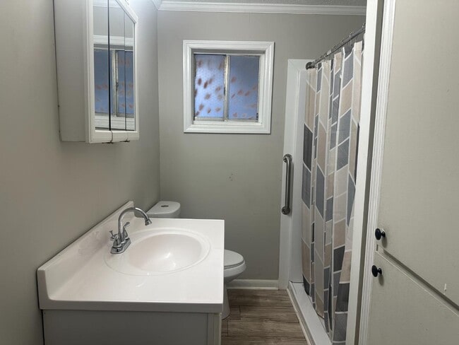 Photo - 5843 Memphis St