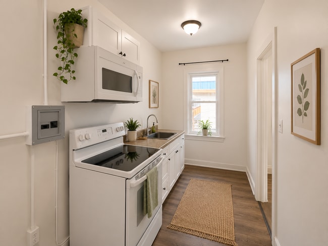 Photo - Flint 301 S Kenmore LLC