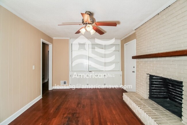 Photo - 2012 Woodtrail Dr