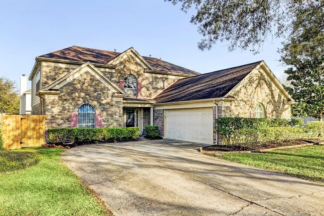 Building Photo - 3911 Spring Garden Dr Rental