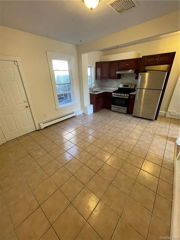 65 Palisade Ave