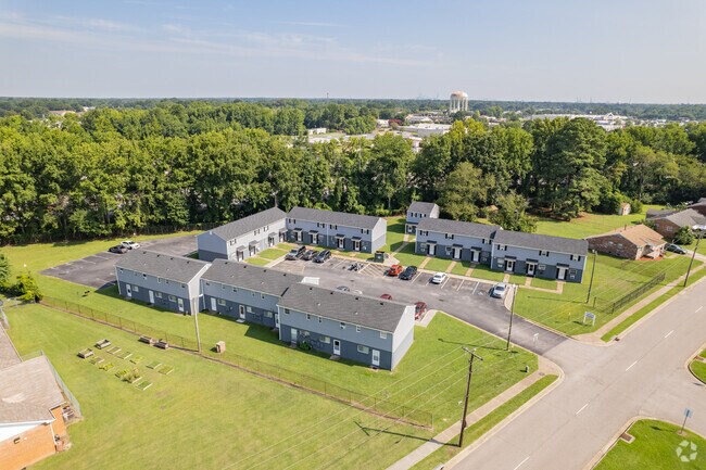 Photo - Cavalier Gardens