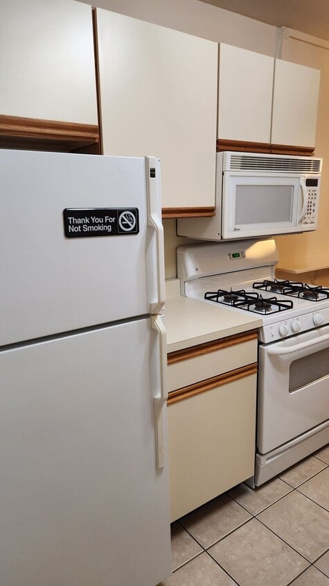 Photo - 271 Regency Park Dr (Agawam, MA)