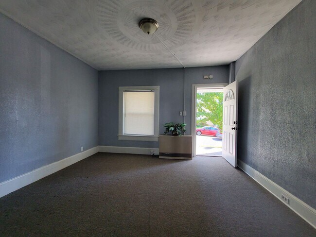 Photo - 1334 Dartmouth St Unit Apt 1