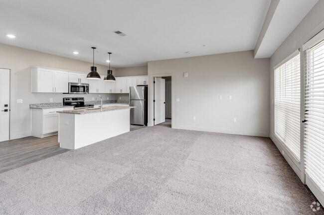 2 BR, 2 BA, 1194 SF