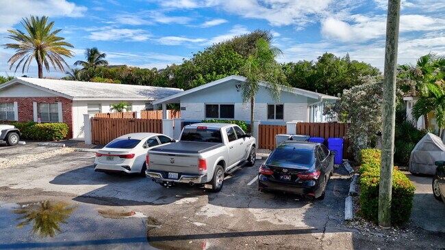 Photo - 3208 Marine Dr