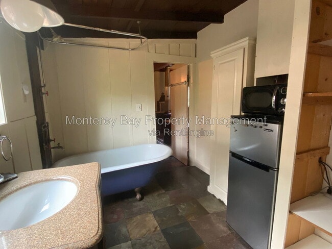 Photo - 18100 Cachagua Rd