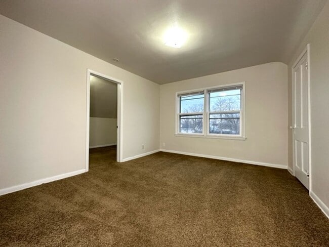 Photo - 1017 N Webster Ave