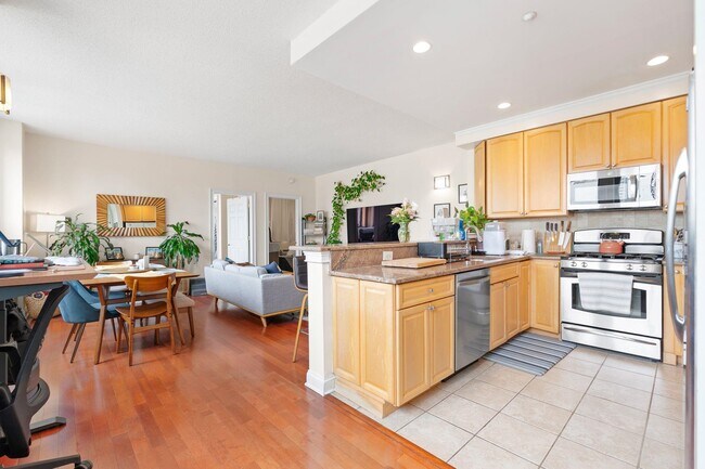 Photo - 311 Washington St Unit 10A