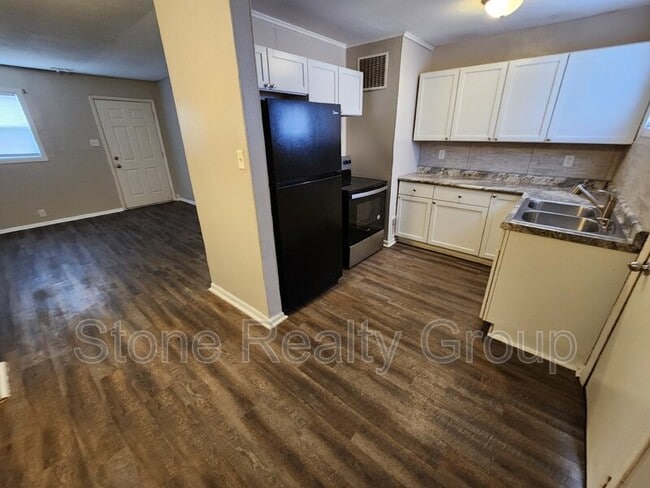 Photo - 5237 N 13 1/2 St