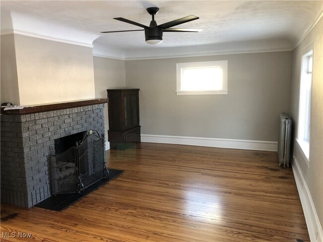 Photo - 7003 Brecksville Rd