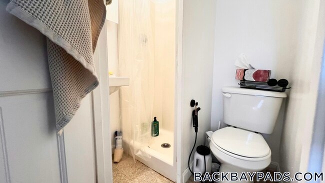 Photo - 405 Beacon St Unit 8