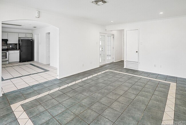 Photo - Charming 3 Bedroom in Pipers Meadow