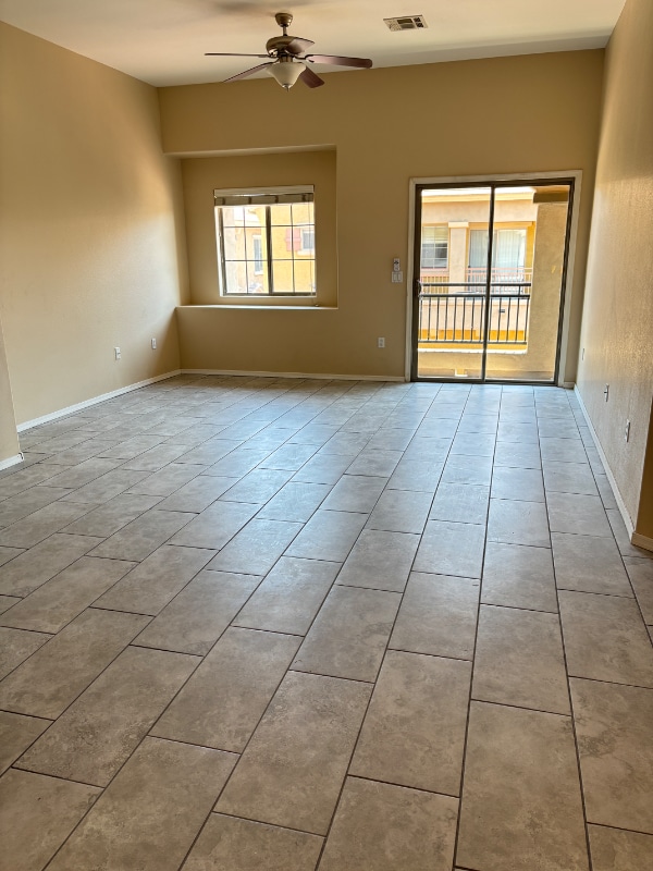 Photo - 17150 N 23rd St Unidad 211