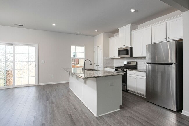 Photo - Beautiful 3 bedroom, 2.5 bath townhome in RTP Available August 15!