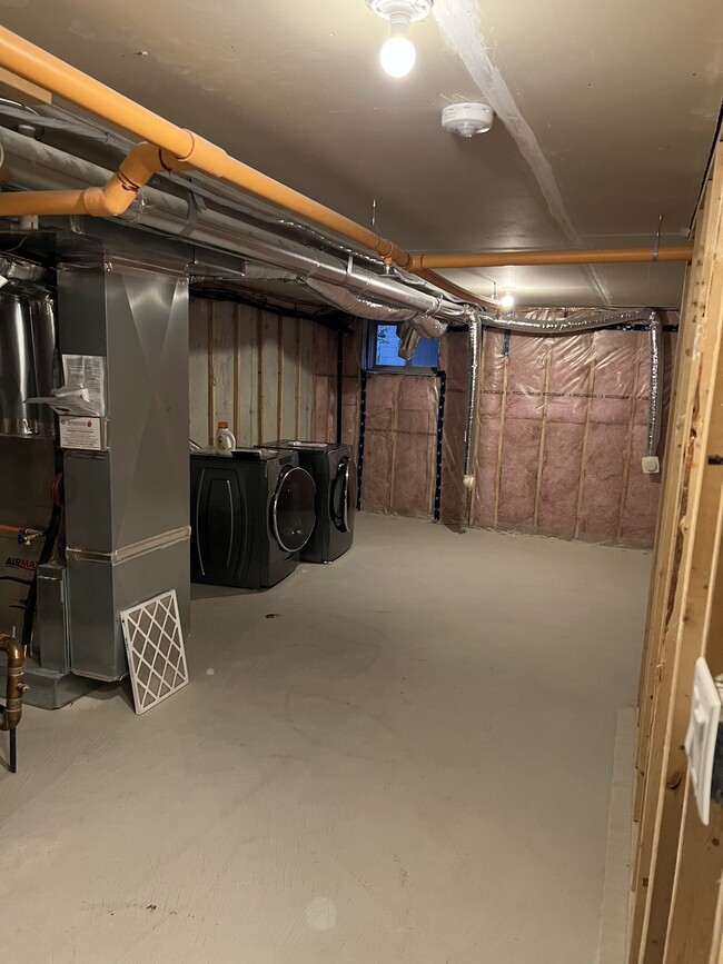 Photo - 84 William Duncan Rd