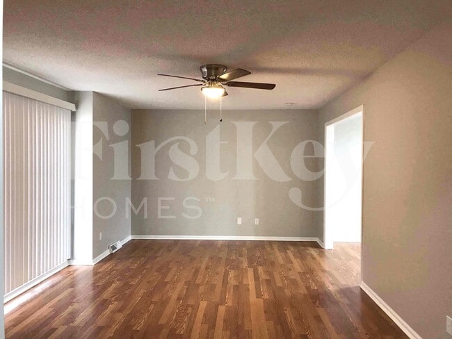 Photo - 8802 W 95th Terrace