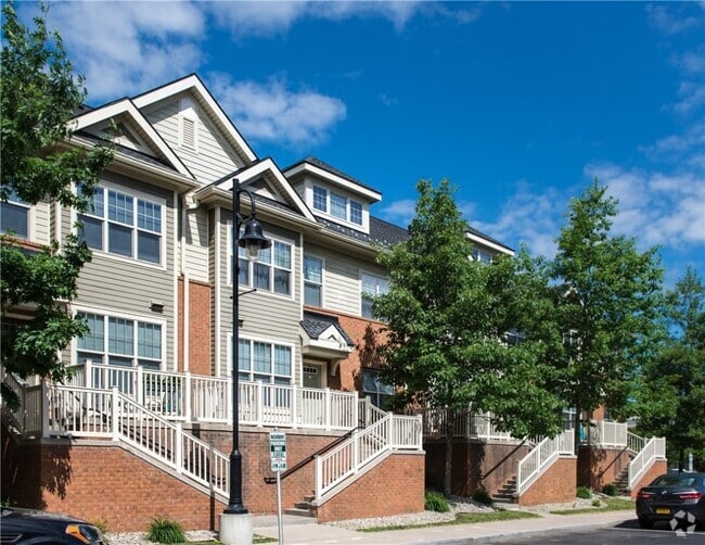Building Photo - 310 Exchange Blvd Rental