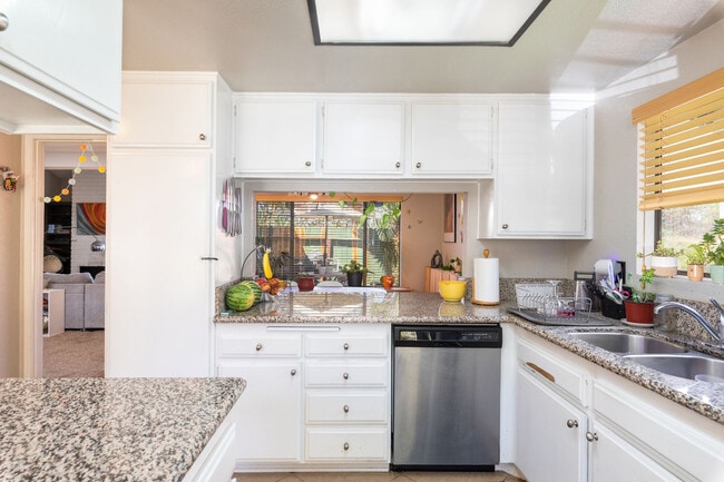 Photo - 6571 Carioca Ln