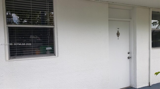 Photo - 1801 S Treasure Dr Unit 101