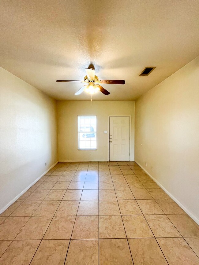 Photo - 5302 Daybreak Dr Unit A