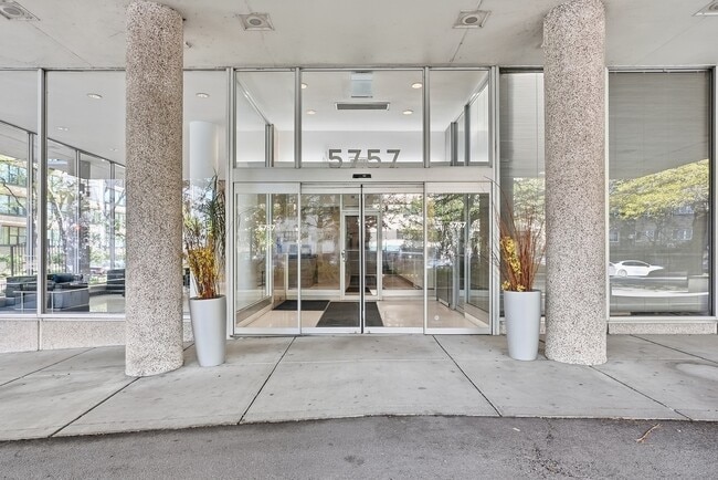 Photo - 5757 N Sheridan Rd Unit 20D
