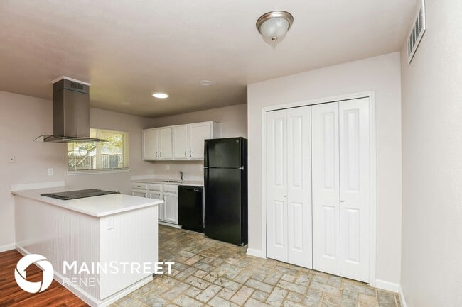 Photo - 4705 Independence Trail