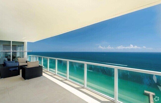 Building Photo - 16699 Collins Ave Unit 3902 Rental