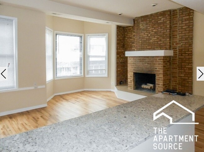 Photo - 2523 N Lincoln Ave Unit 2