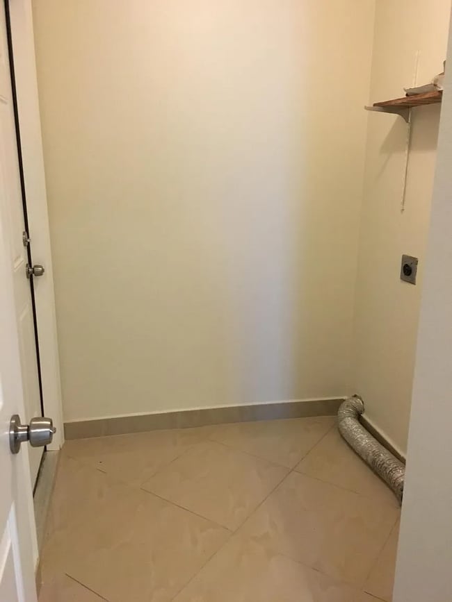 Photo - 4458 Dewey Dr