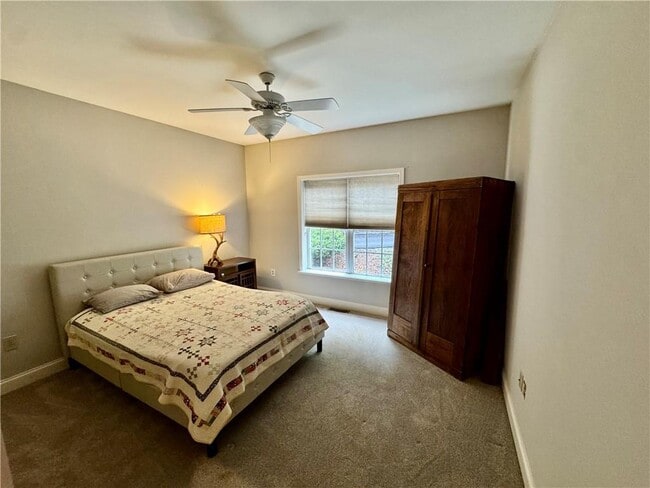 Photo - 72 Terrace Way