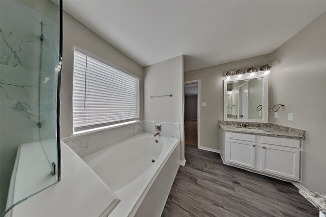 Photo - 6607 Portlick Dr