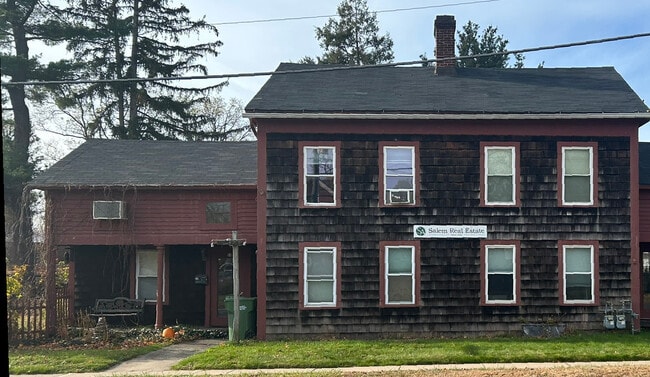 Building Photo - 53 Poquonock Ave