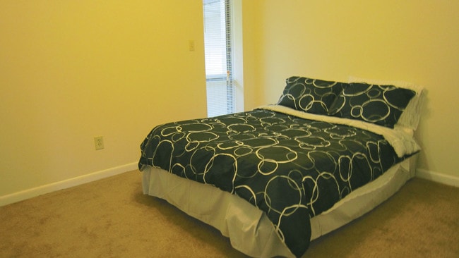 Dormitorio - Trinity Square Apartments