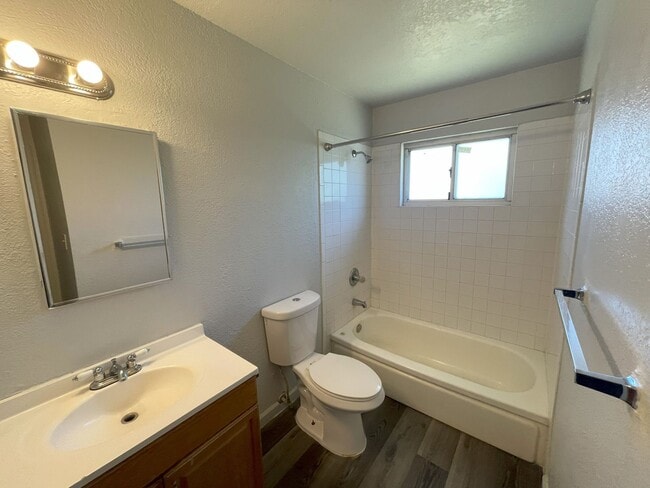 7829 Sayonara Dr Unit D