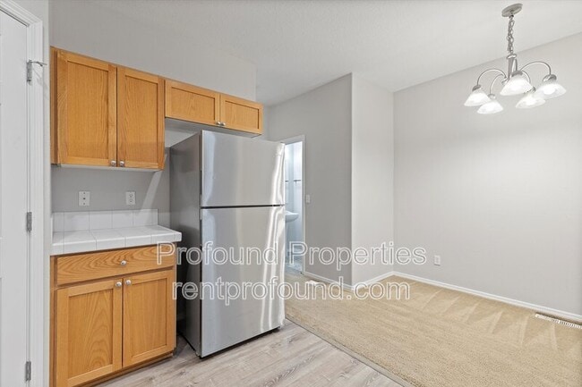 Photo - 2310 NW Roseburg Terrace