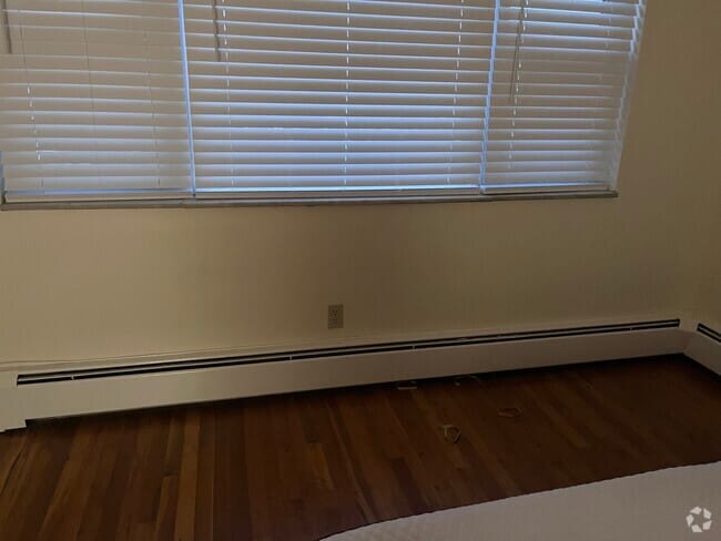 Building Photo - 420 Sheridan Pl Unit 2 Rental