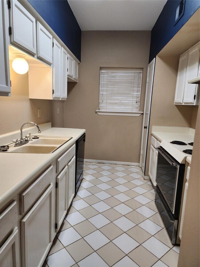 Photo - 7399 Regency Square Ct Unidad 7399