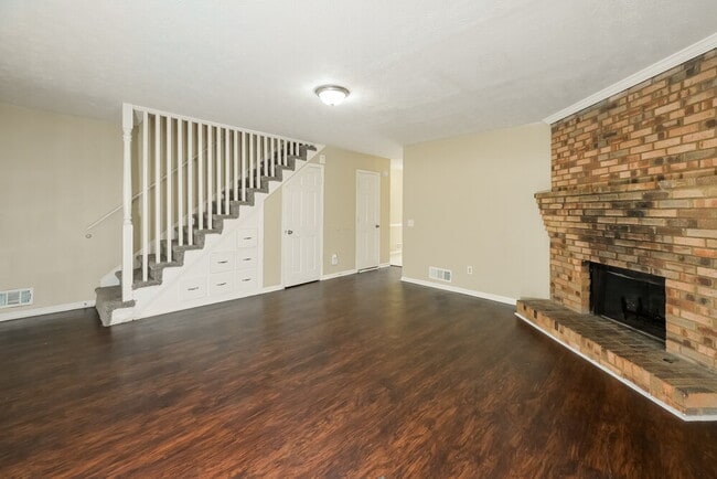 Photo - 5351 Ridgemere Ct