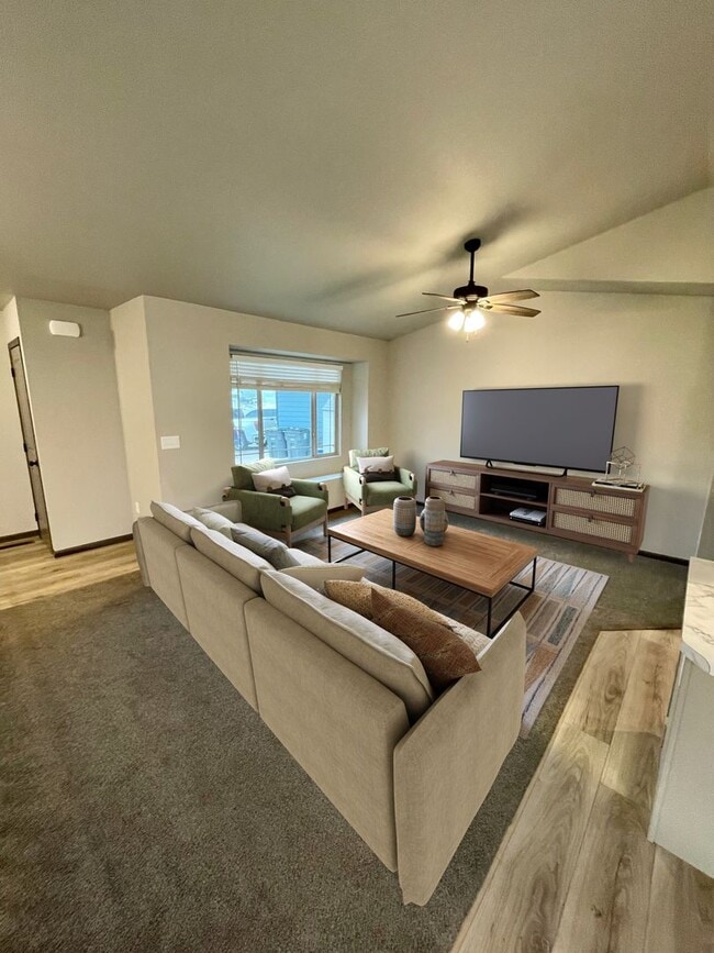 Building Photo - Close to EAFB-NEWER 4 Bedroom, 3 Bath Home...