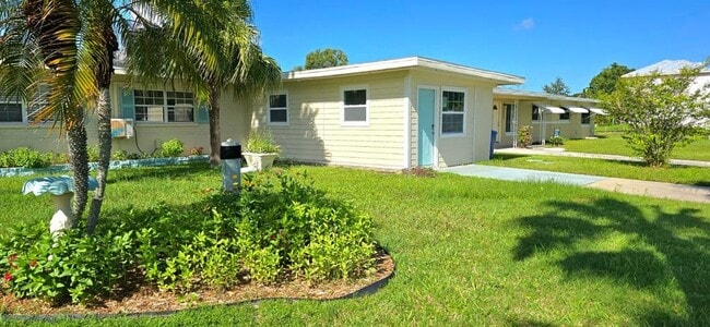 Photo - 621 Baywood Dr N