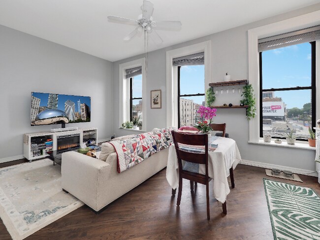 Photo - 1561 N Wells St Unit 3F