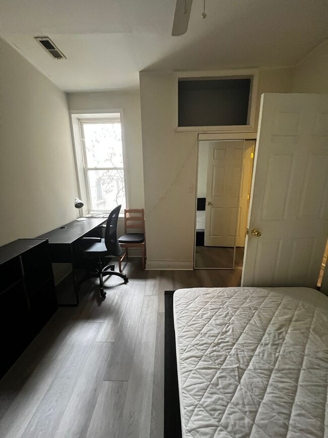 Photo - 425 N Preston St Unit 2M