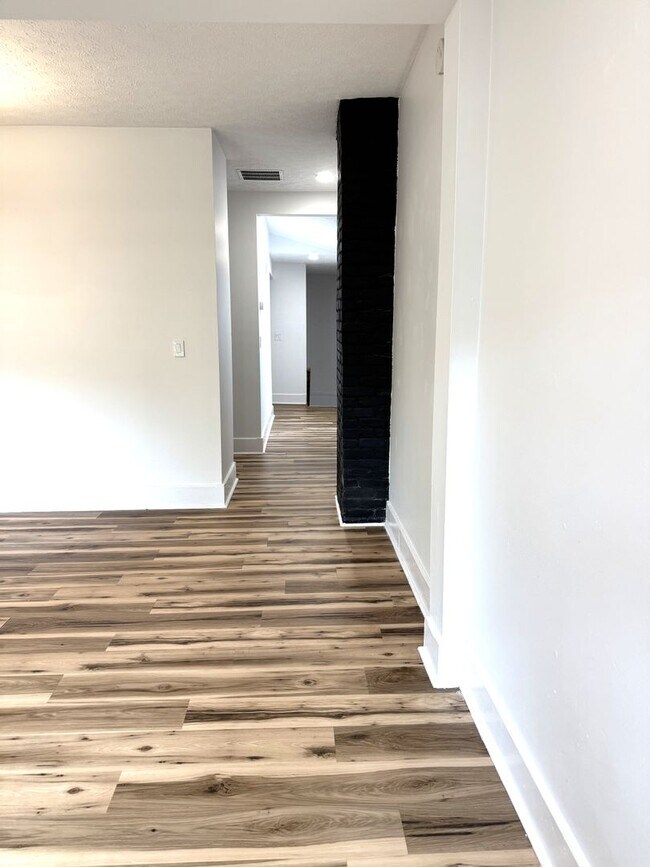 Photo - 1618ELL Unidad 1618ELL - 3